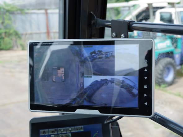 Fine EYES Monitor SV2α-R